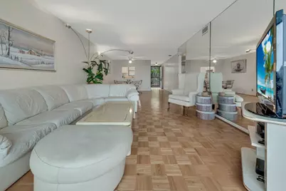 890 N Federal Highway #302, Lantana, FL 33462 - Photo 8