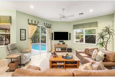 11082 Silver Ridge Street, Wellington, FL 33449 - Photo 14