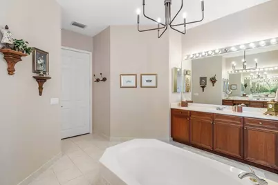 11082 Silver Ridge Street, Wellington, FL 33449 - Photo 28