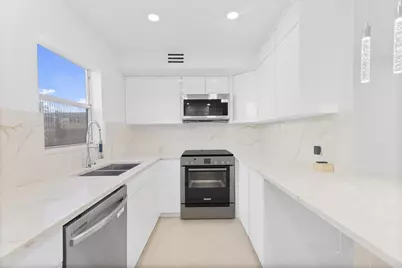 160 Brittany, Delray Beach, FL 33446 - Photo 10