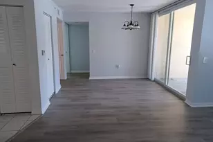 215 Villa Cir, Boynton Beach, FL 33435 - Photo 8