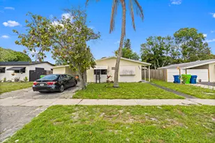 6261 NW 14th Ct, Sunrise, FL 33313 - Photo 2