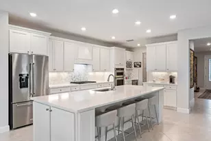 10211 SW Pervenche Ln, Port Saint Lucie, FL 34987 - Photo 10