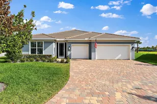 10211 SW Pervenche Ln, Port Saint Lucie, FL 34987 - Photo 1