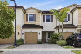 5884 Mustang Manor, Davie, FL 33314 - Photo 2