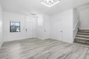 5884 Mustang Manor, Davie, FL 33314 - Photo 6