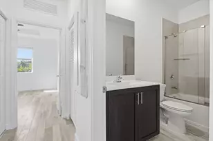 5884 Mustang Manor, Davie, FL 33314 - Photo 12