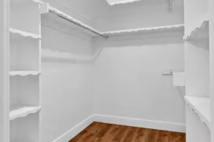 19811 W Oakmont Dr, Hialeah, FL 33015 - Photo 24