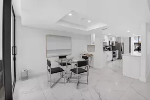 3707 Bridgewood Dr, Boca Raton, FL 33434 - Photo 2