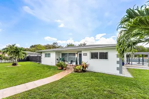 590 NW 126th St, North Miami, FL 33168 - Photo 2