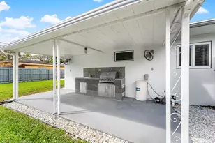 590 NW 126th St, North Miami, FL 33168 - Photo 36