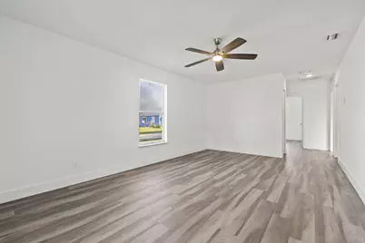 210 N 22nd Street, Fort Pierce, FL 34950 - Photo 6