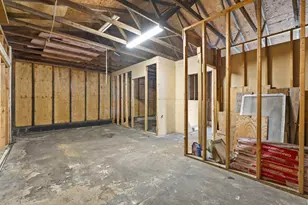 210 N 22nd St, Fort Pierce, FL 34950 - Photo 26