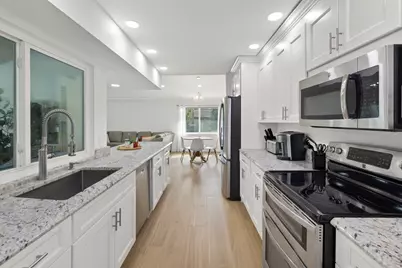 12151 Old Country Road N, Wellington, FL 33414 - Photo 6