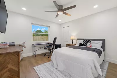 12151 Old Country Road N, Wellington, FL 33414 - Photo 20