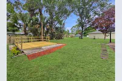 7601 San Carlos Drive, Fort Pierce, FL 34951 - Photo 18