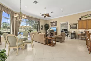7424 Laurels Pl, Port Saint Lucie, FL 34986 - Photo 16