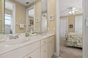 7424 Laurels Pl, Port Saint Lucie, FL 34986 - Photo 46