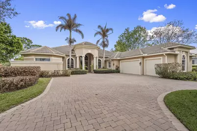 7424 Laurels Place, Port Saint Lucie, FL 34986 - Photo 2