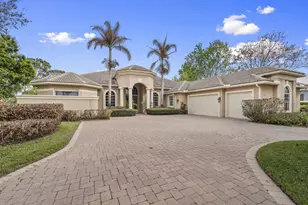 7424 Laurels Pl, Port Saint Lucie, FL 34986 - Photo 2
