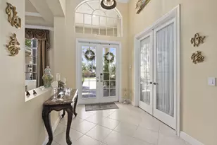 7424 Laurels Pl, Port Saint Lucie, FL 34986 - Photo 6