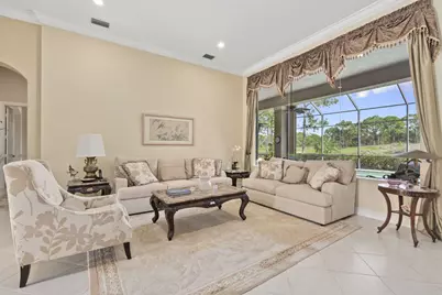 7424 Laurels Place, Port Saint Lucie, FL 34986 - Photo 12