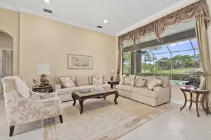 7424 Laurels Pl, Port Saint Lucie, FL 34986 - Photo 12
