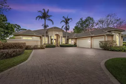 7424 Laurels Place, Port Saint Lucie, FL 34986 - Photo 1