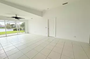 8270 Eleuthera Ln, Wellington, FL 33414 - Photo 12