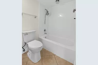 158 Valencia G, Delray Beach, FL 33446 - Photo 18