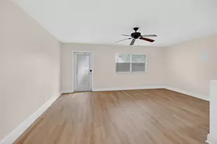 158 Valencia G, Delray Beach, FL 33446 - Photo 12