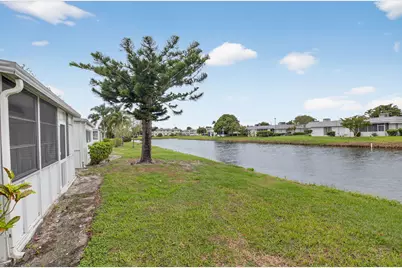 158 Valencia G, Delray Beach, FL 33446 - Photo 24