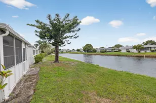 158 Valencia G, Delray Beach, FL 33446 - Photo 24