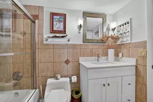 1050 Hillsboro Mile, Hillsboro Beach, FL 33062 - Photo 18
