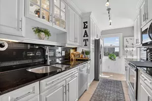 1050 Hillsboro Mile, Hillsboro Beach, FL 33062 - Photo 10