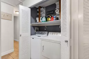 1057 Summit Trail Cir, West Palm Beach, FL 33415 - Photo 40