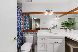 1057 Summit Trail Cir, West Palm Beach, FL 33415 - Photo 24