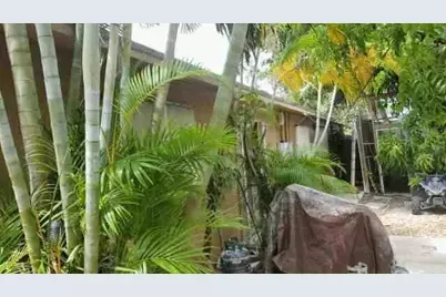 195 NW 14th Way, Dania Beach, FL 33004 - Photo 4