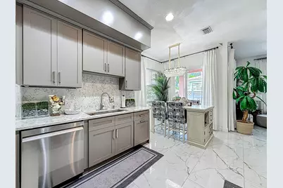 5524 Boynton Gardens Drive, Boynton Beach, FL 33437 - Photo 10