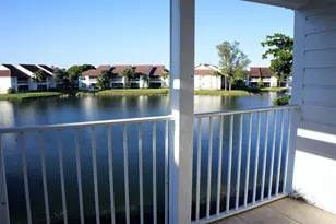 273 Cypress Point Dr, Palm Beach Gardens, FL 33418 - Photo 2