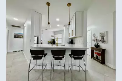 9106 Chatsworth Cascades, Boca Raton, FL 33434 - Photo 8