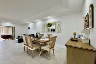 9106 Chatsworth Cascades, Boca Raton, FL 33434 - Photo 10