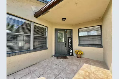 9106 Chatsworth Cascades, Boca Raton, FL 33434 - Photo 2