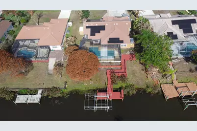 152 NE Twylite Terrace, Port Saint Lucie, FL 34983 - Photo 2