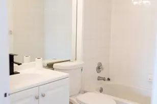 5920 French Plum Ln, Tamarac, FL 33321 - Photo 8