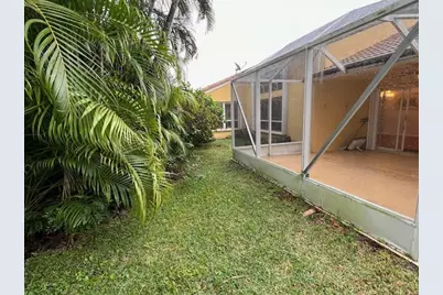 10174 Plum Street, Palm Beach Gardens, FL 33410 - Photo 18