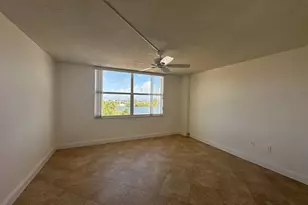 301 Croton Ave, Lantana, FL 33462 - Photo 6