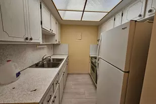 1901 NE 29th St, Lighthouse Point, FL 33064 - Photo 2