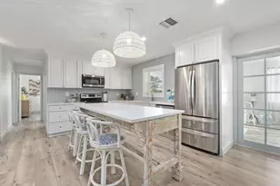 3528 NE Jeannette Dr, Jensen Beach, FL 34957 - Photo 10