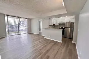 724 Executive Center Dr, West Palm Beach, FL 33401 - Photo 2